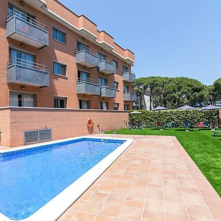 Aparthotel Bardon Castelldefels Dış mekan fotoğraf