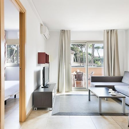 Aparthotel Bardon Castelldefels Dış mekan fotoğraf
