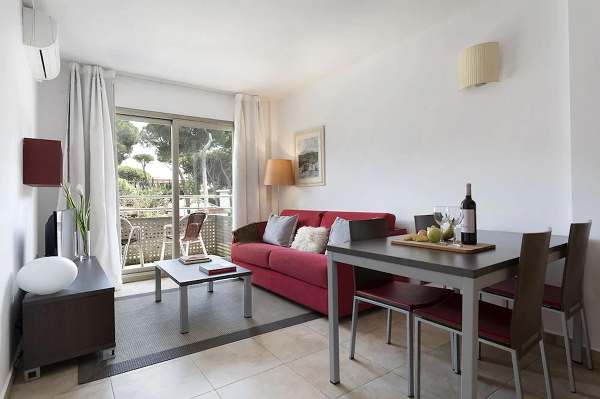 Aparthotel Bardon Castelldefels Dış mekan fotoğraf